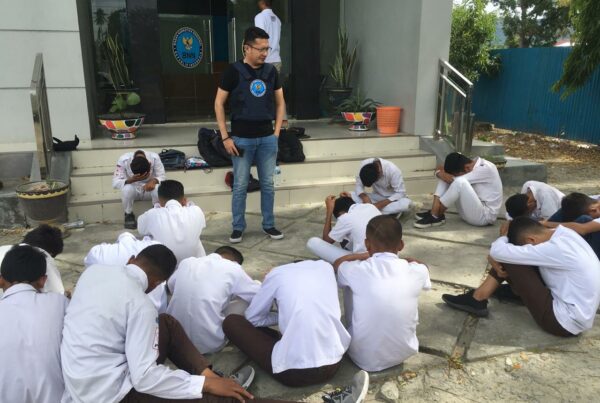 Pesta Lem, 30 Pelajar SMP Diamankan BNN Kota Gorontalo Pesta Lem, 30 Pelajar SMP Diamankan BNN Kota Gorontalo