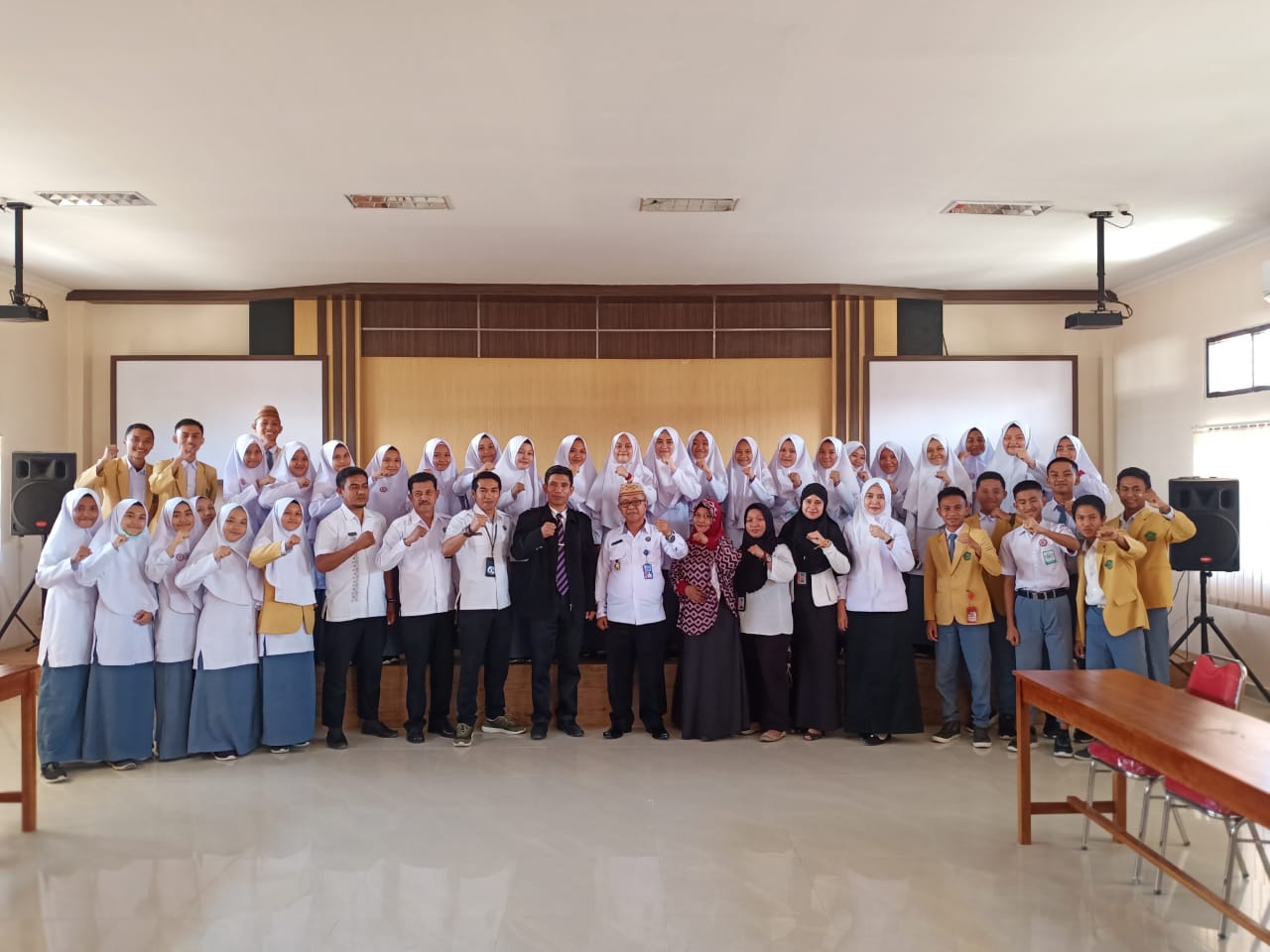 BNN Kota Gorontalo Kembali Tinjau Relawan MAN I BNN Kota Gorontalo Kembali Tinjau Relawan MAN I